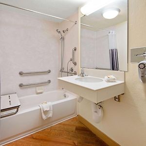 King Room Bath Tub Mobility or Hearing Accessible Non-Smoking